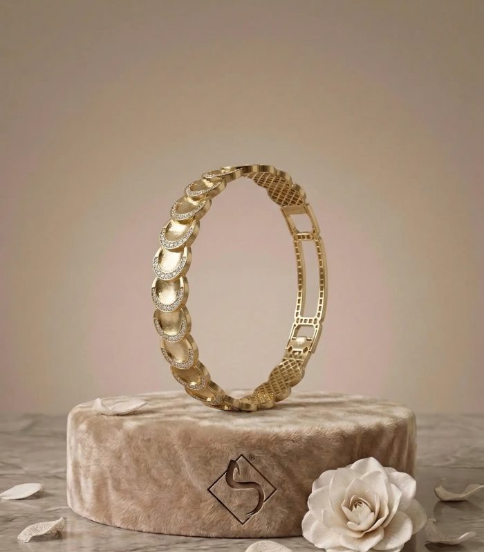Gold Bangle | 526802