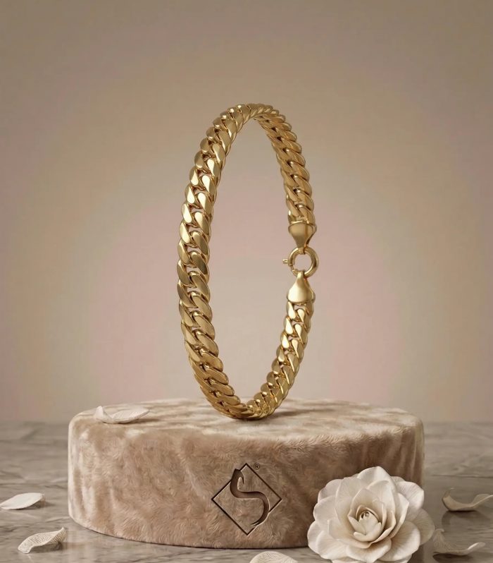 Gold Bracelet | 556789